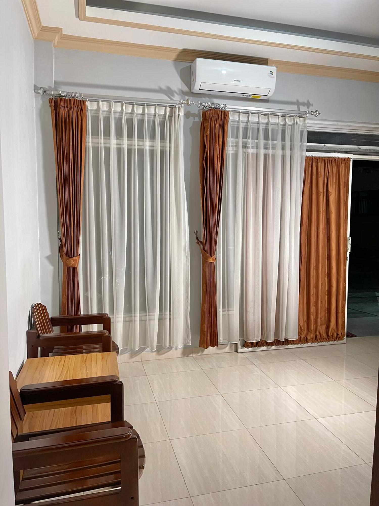 Wesbobo Inn Solo Екстер'єр фото